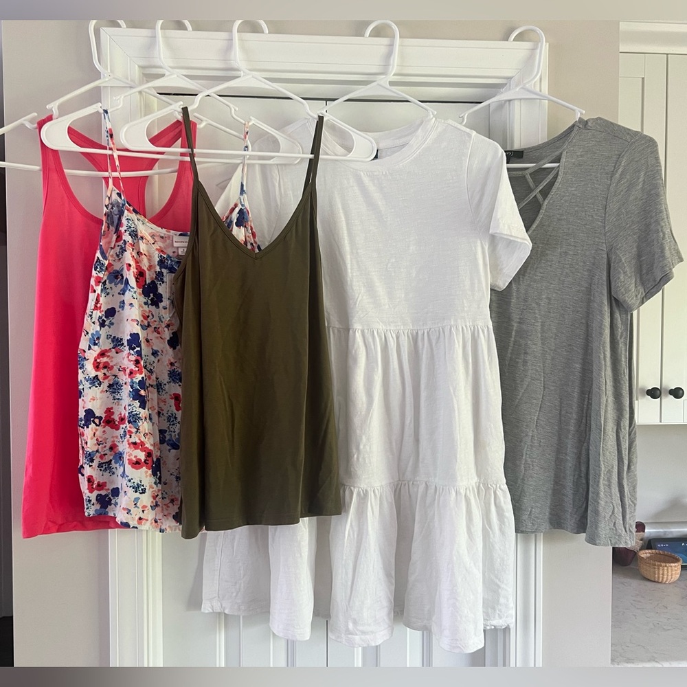Size Small Clothing Bundle